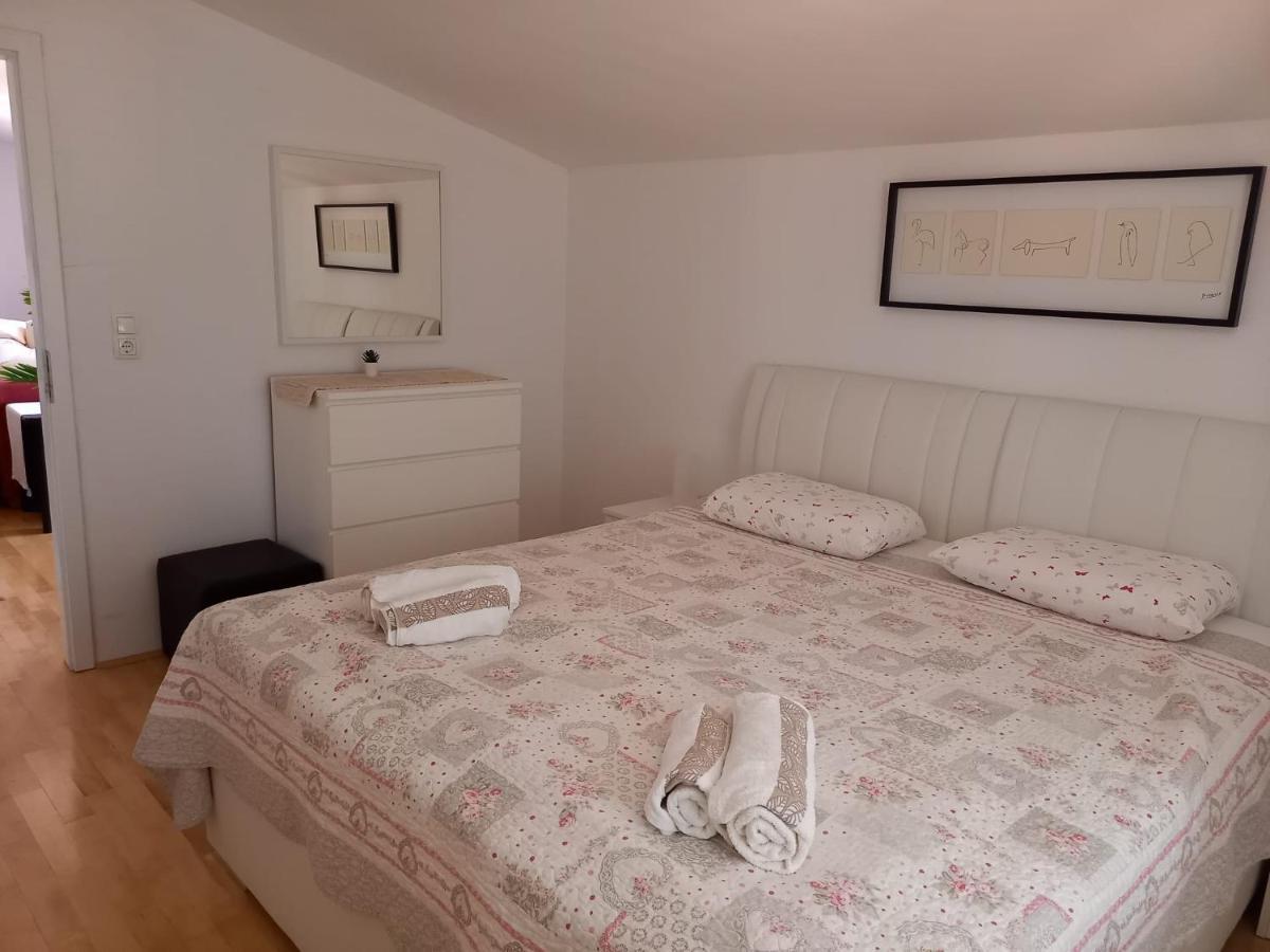 Apartman Marina Sa Parkingom Jelsa  Eksteriør bilde