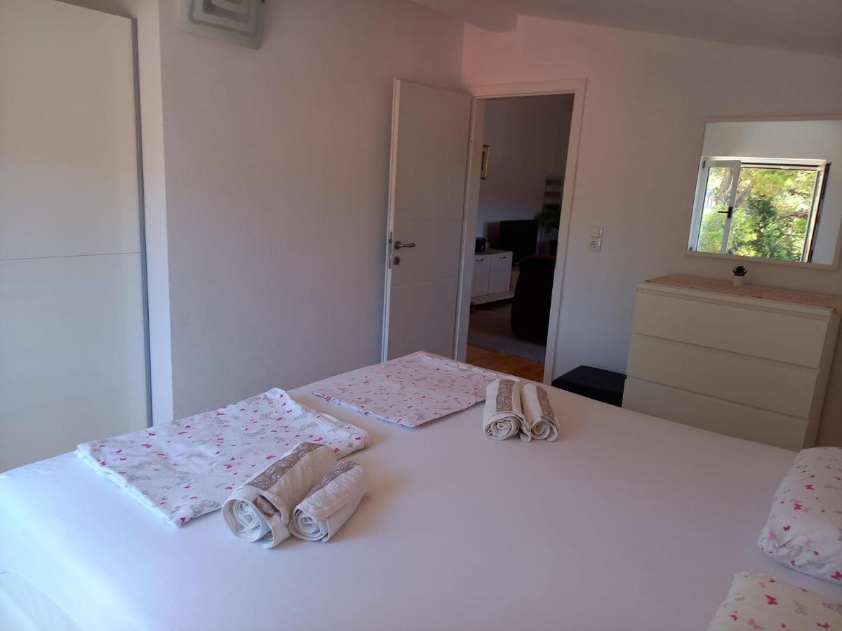 Apartman Marina Sa Parkingom Jelsa  Eksteriør bilde