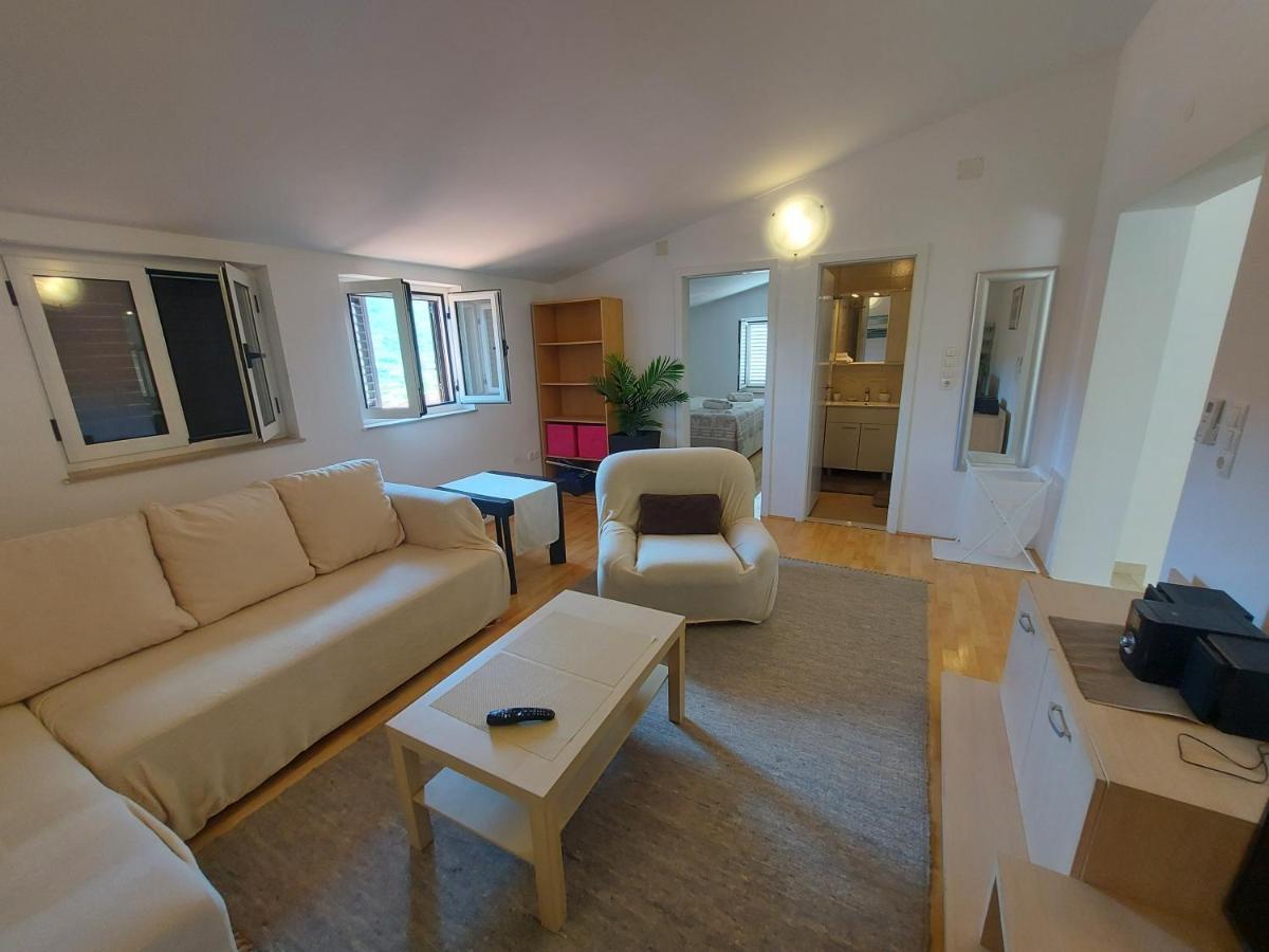 Apartman Marina Sa Parkingom Jelsa  Eksteriør bilde